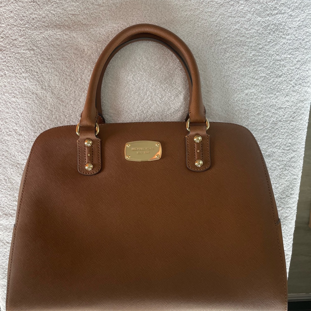 Michael Kors handbag Great Size